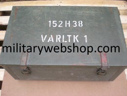 152 H 38 varuslaatikko. (186)